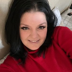 Meet your Posher, Caron